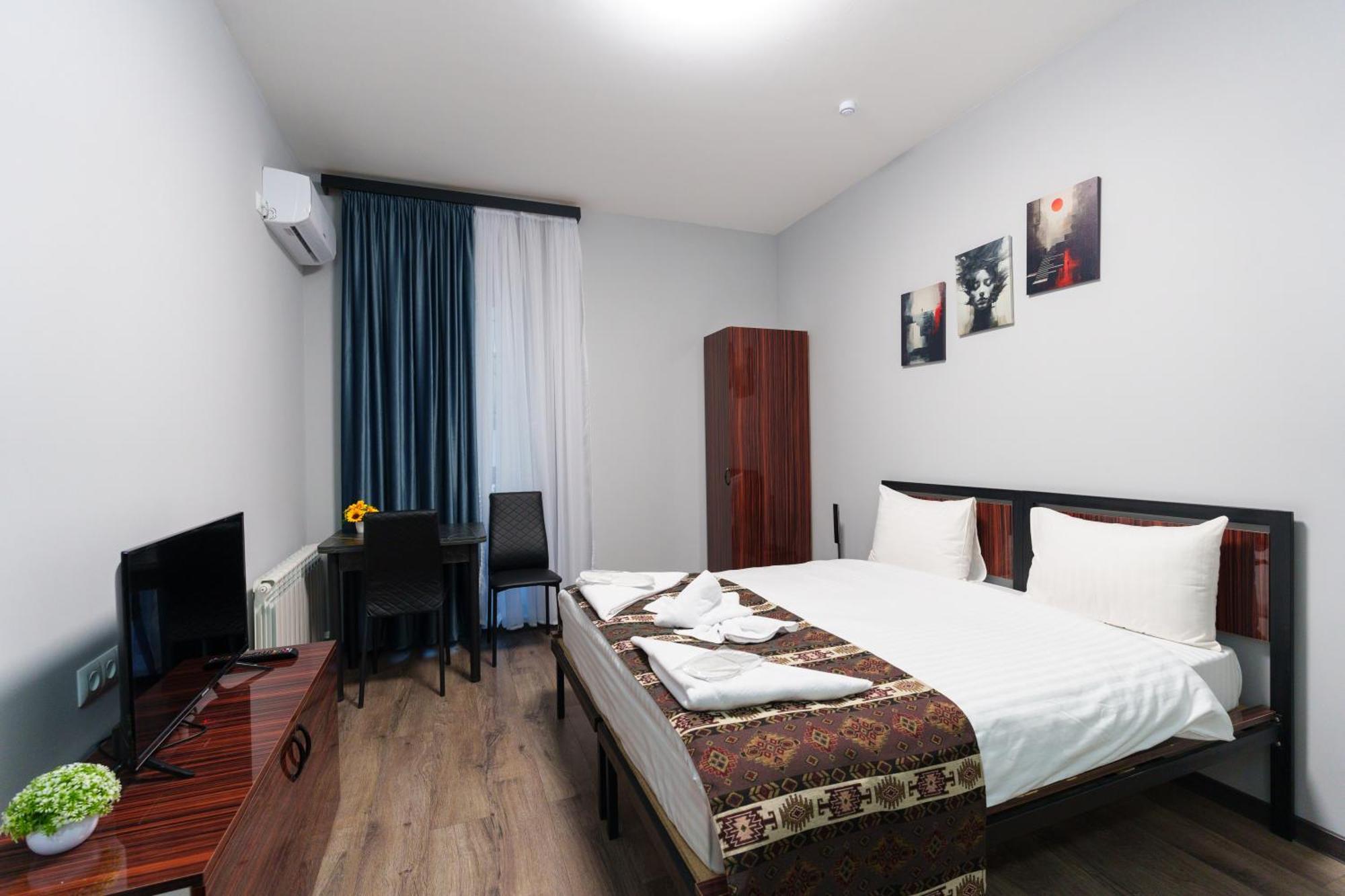 Gh Family Hotel Jereván Kültér fotó